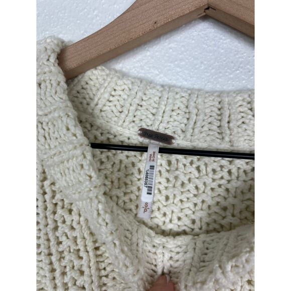 Free People Cutting Edge Cable Knit Pullover Sweater Cream Sz Small - Picture 9 of 10